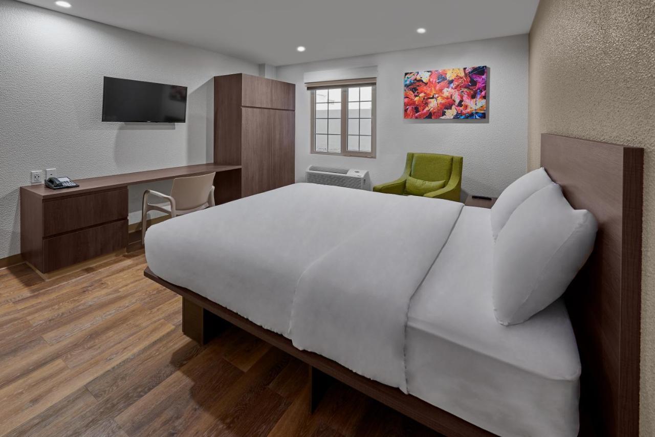 Extended Suites Saltillo Galerias Экстерьер фото