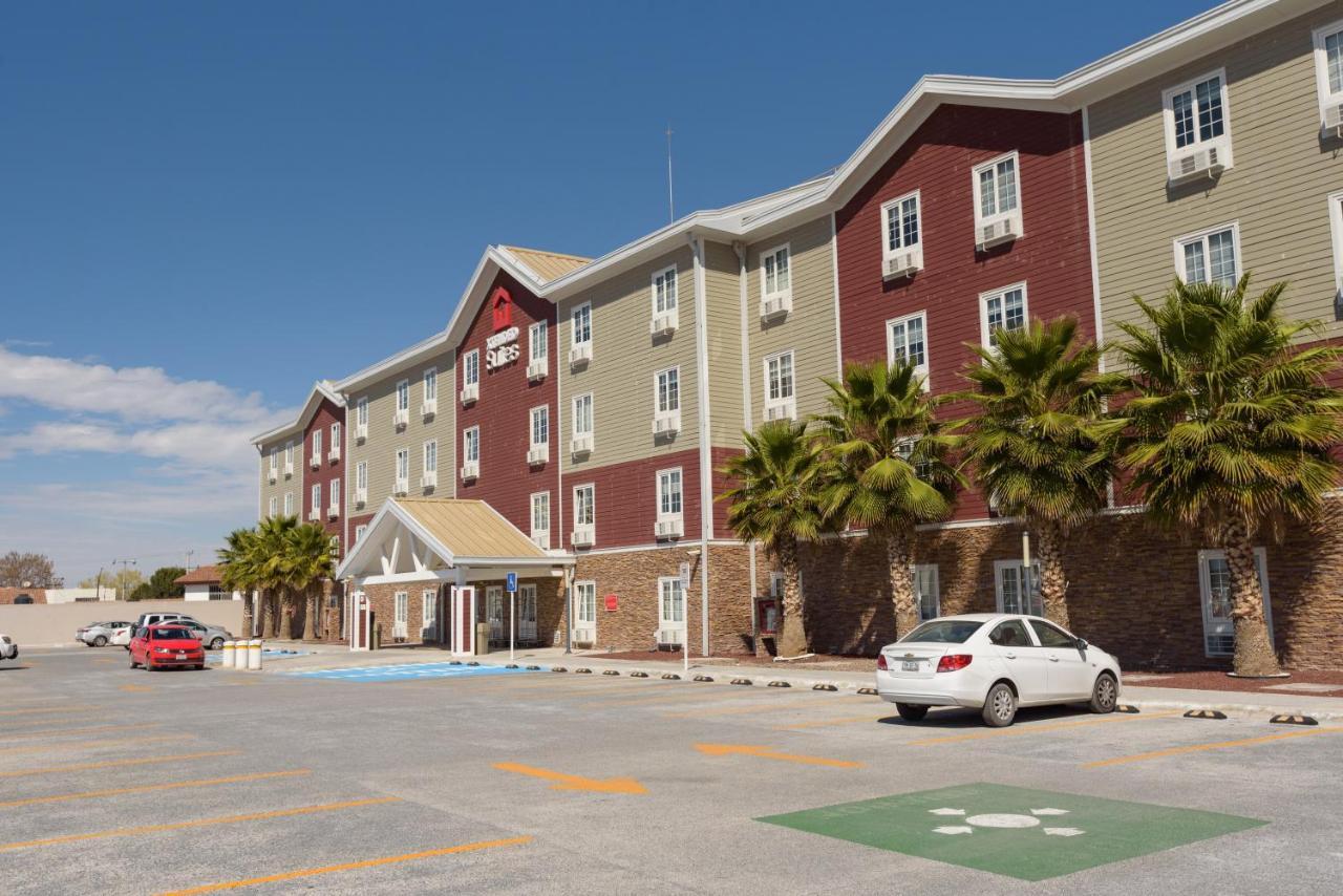 Extended Suites Saltillo Galerias Экстерьер фото