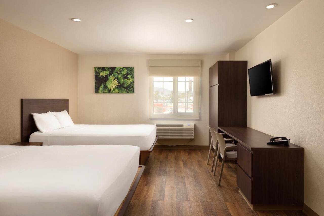 Extended Suites Saltillo Galerias Экстерьер фото