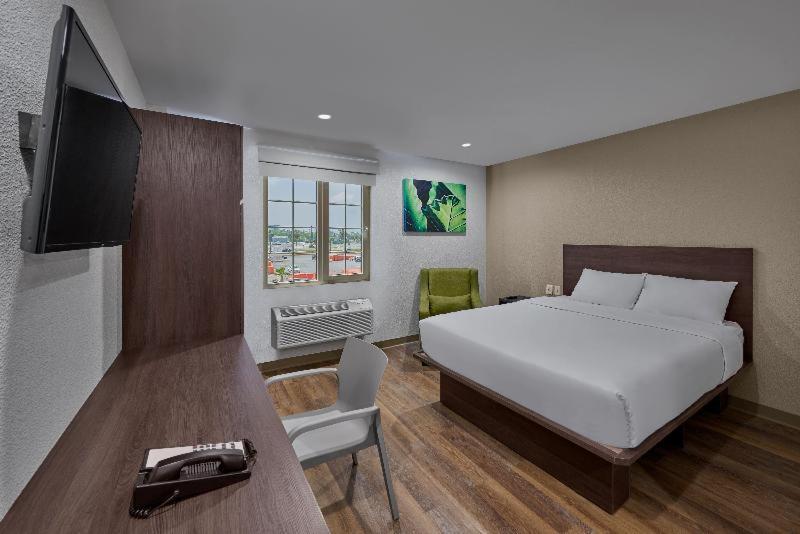 Extended Suites Saltillo Galerias Номер фото