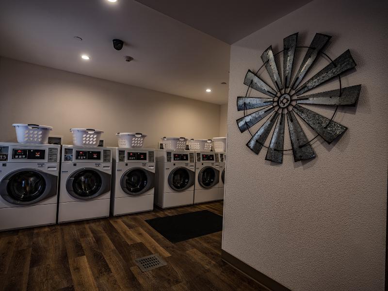 Extended Suites Saltillo Galerias Экстерьер фото