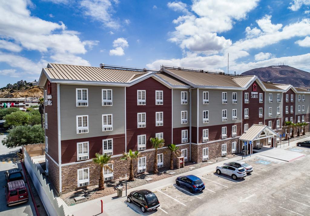 Extended Suites Saltillo Galerias Экстерьер фото