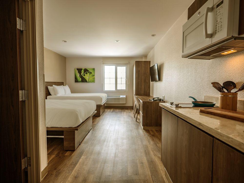 Extended Suites Saltillo Galerias Экстерьер фото